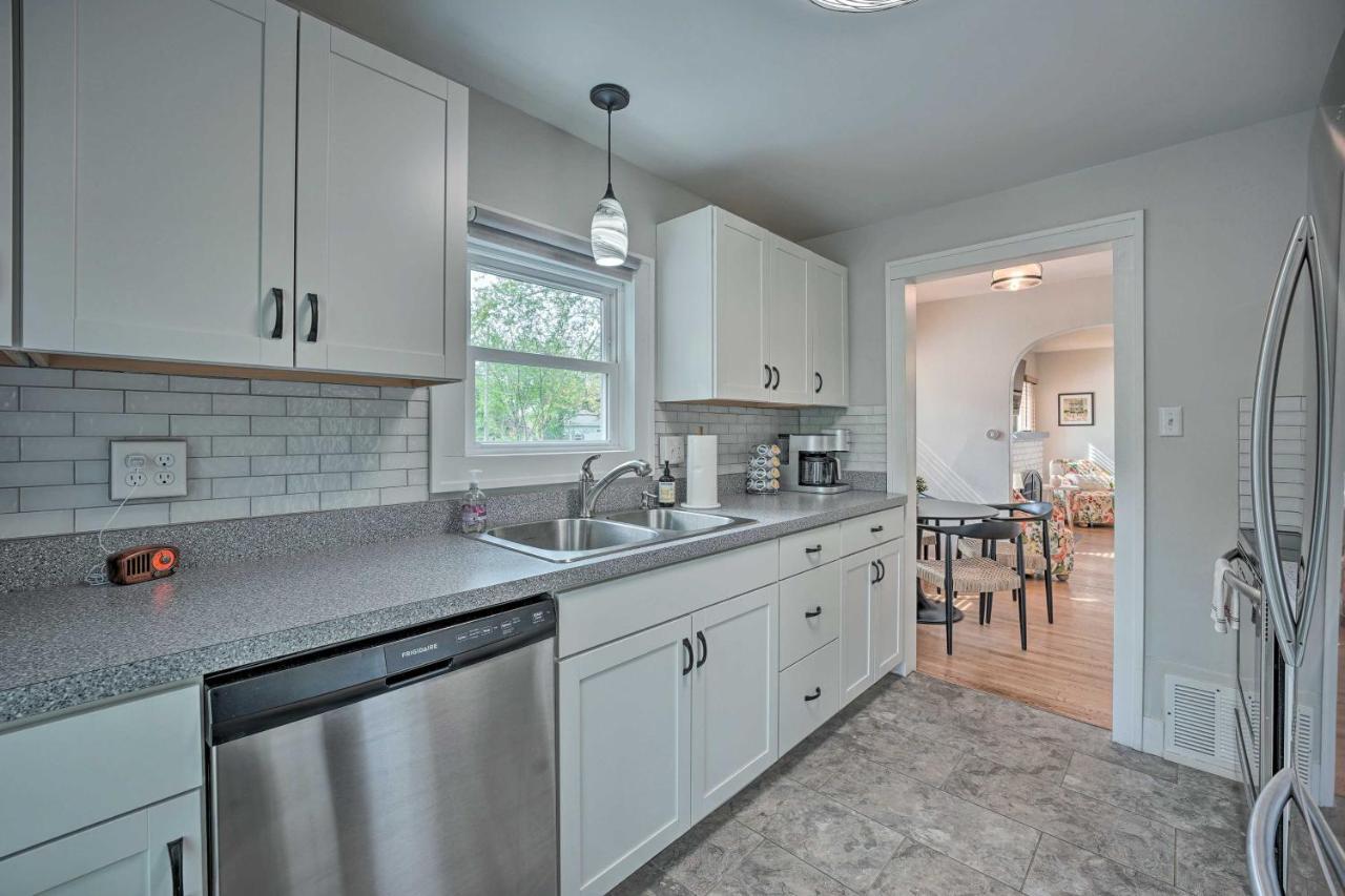 Benton Harbor Gracie Cottage With Hot Tub And Yard! 外观 照片
